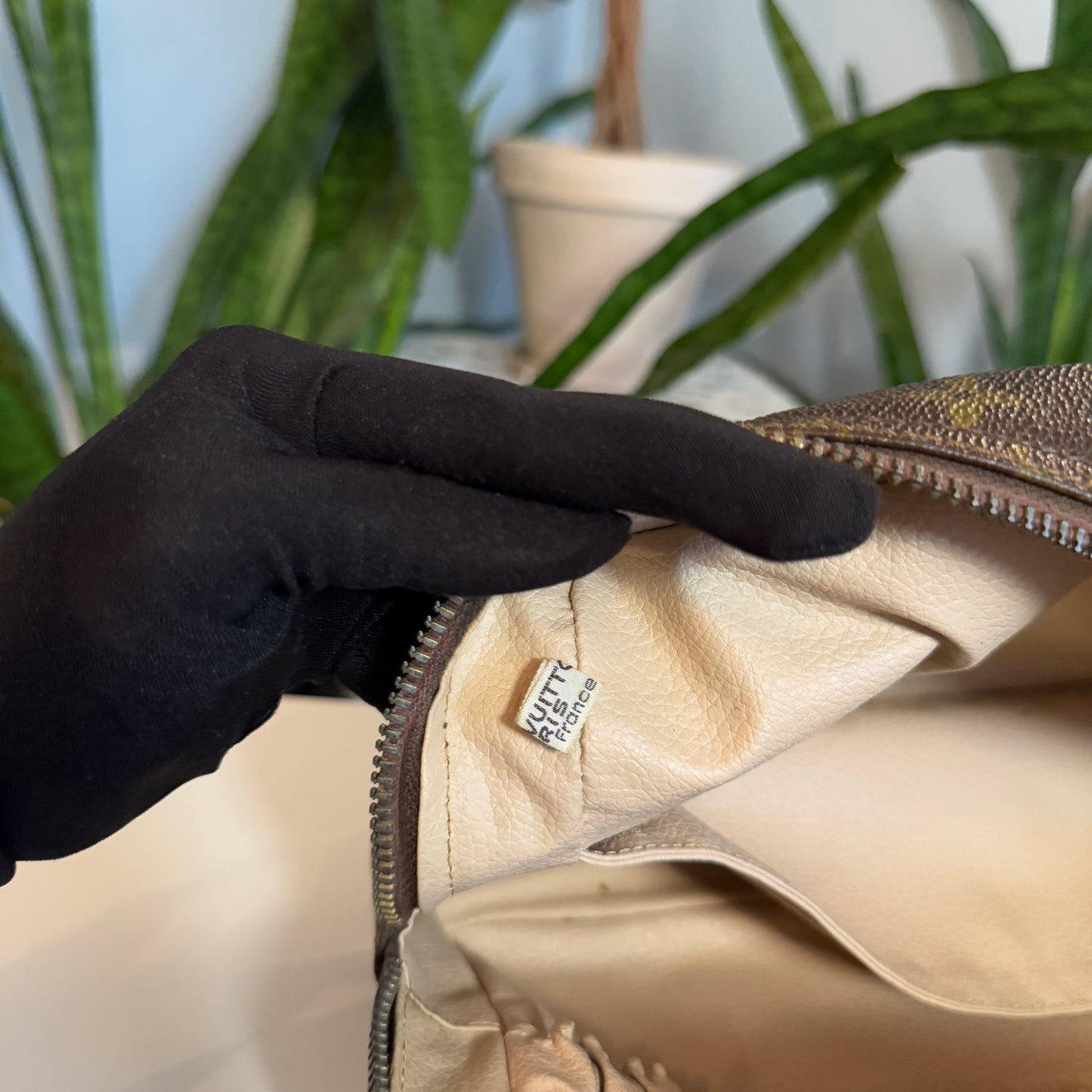 Louis Vuitton Trousse 28