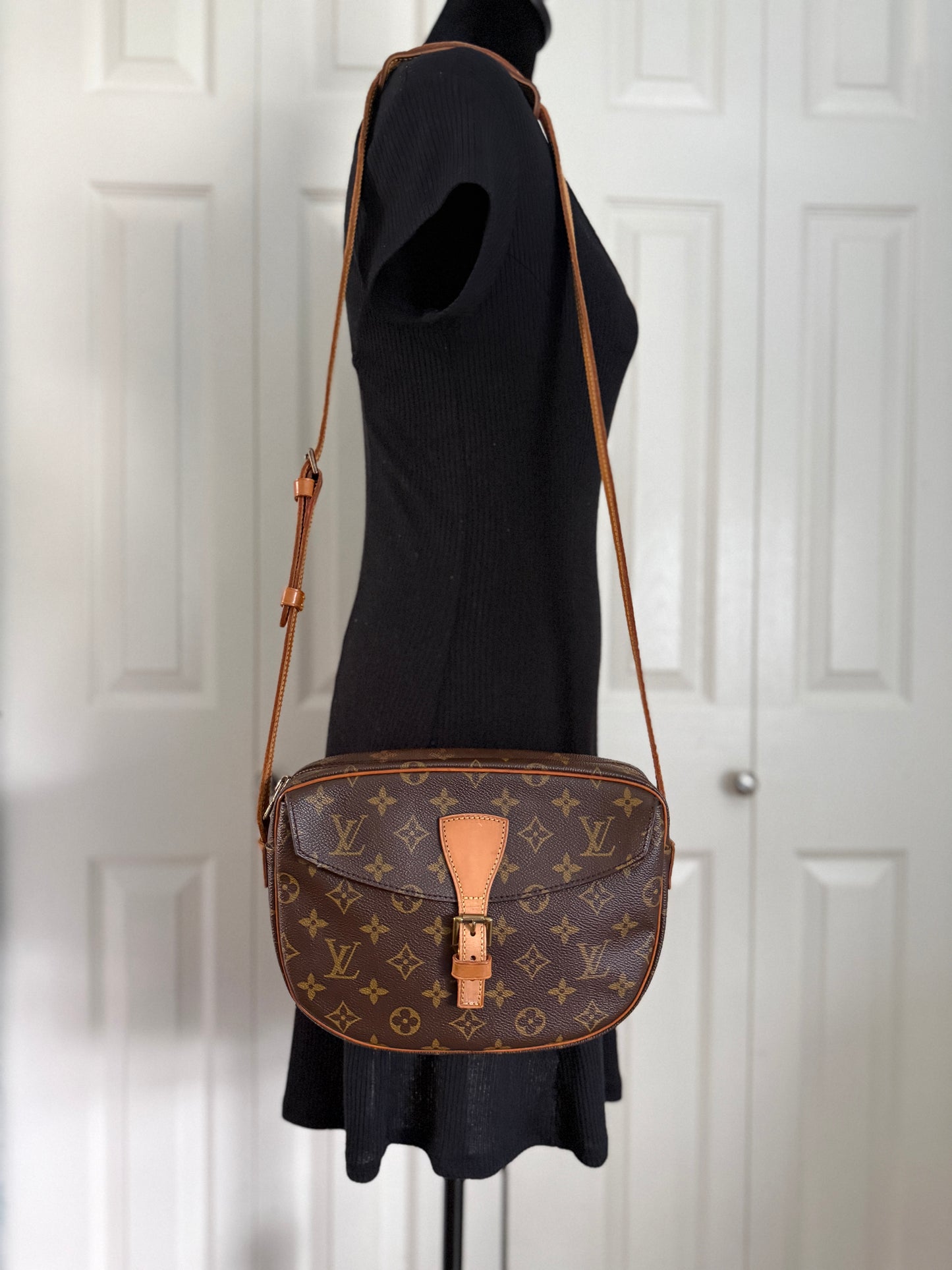 Louis Vuitton Jeune Fille MM
