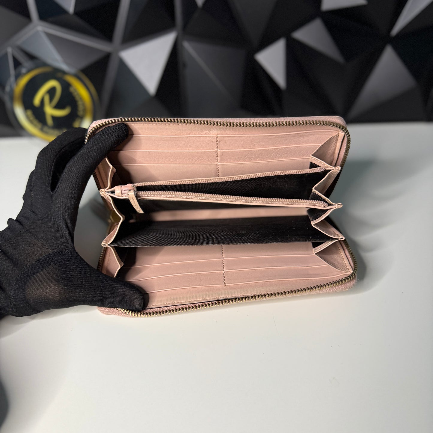 Gucci Marmont Zippy Long Wallet