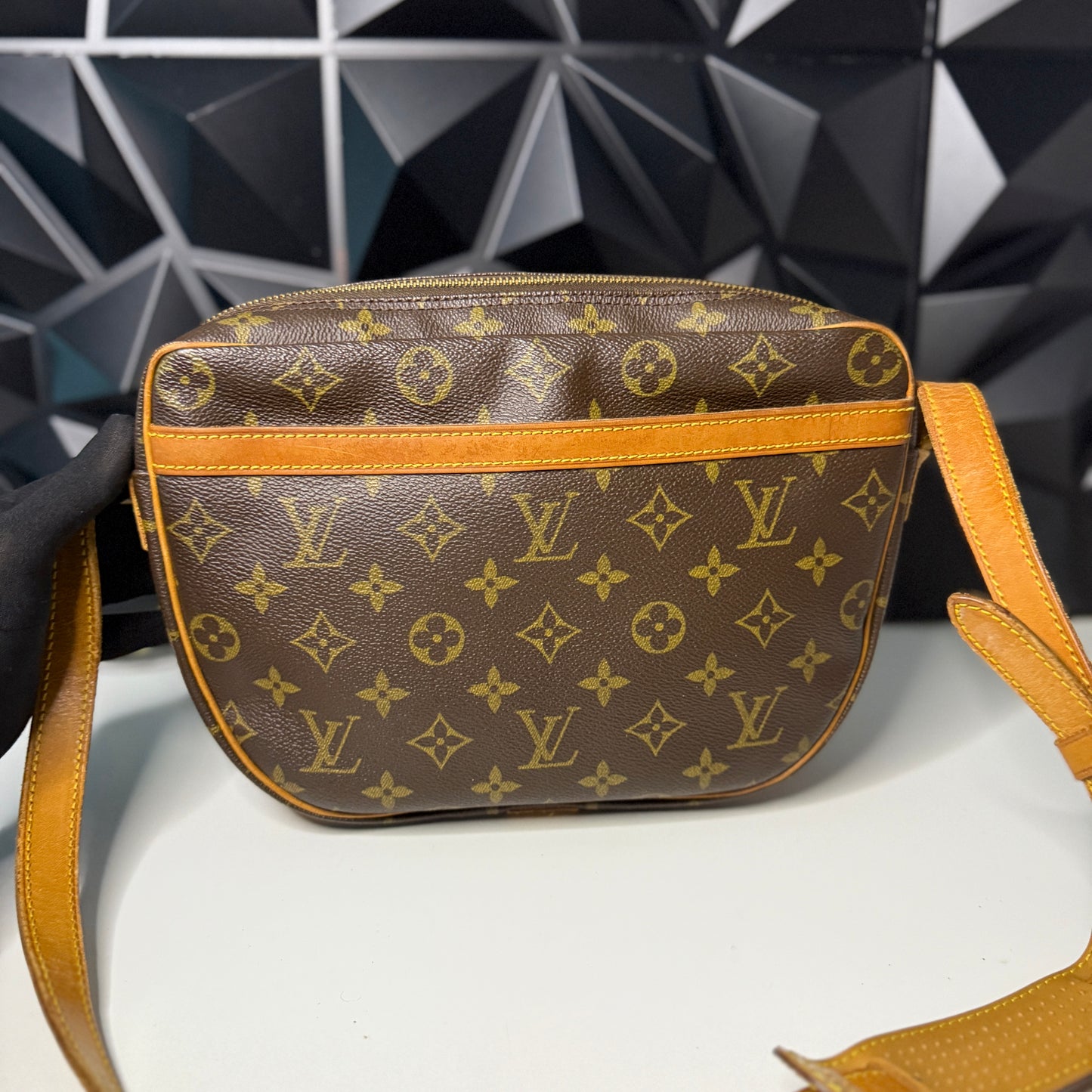Louis Vuitton Jeune Fille