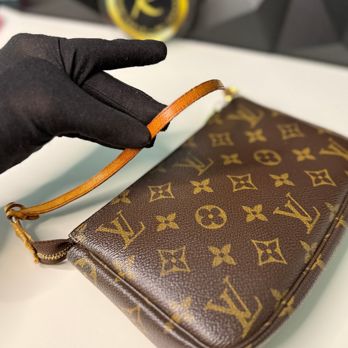 Louis Vuitton Pochette Accessoires