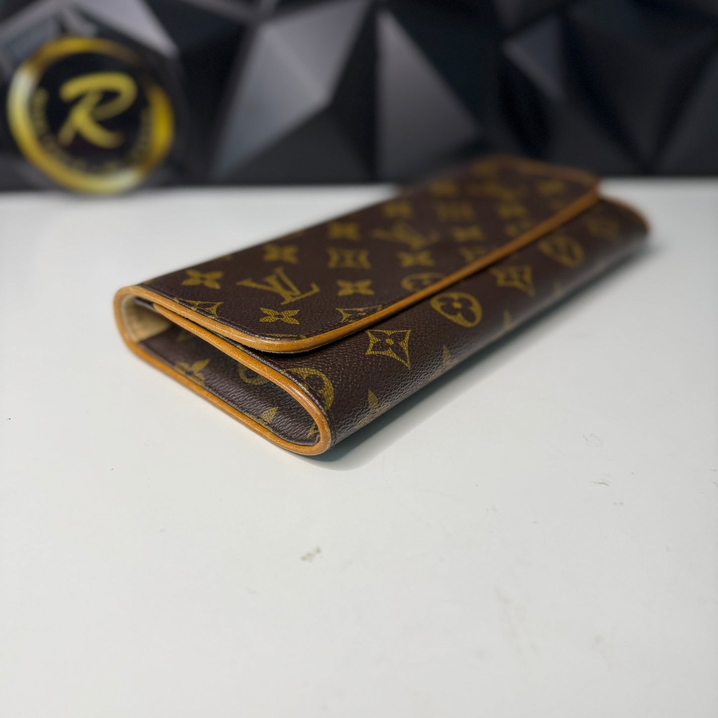 Louis Vuitton Twin Pochette GM