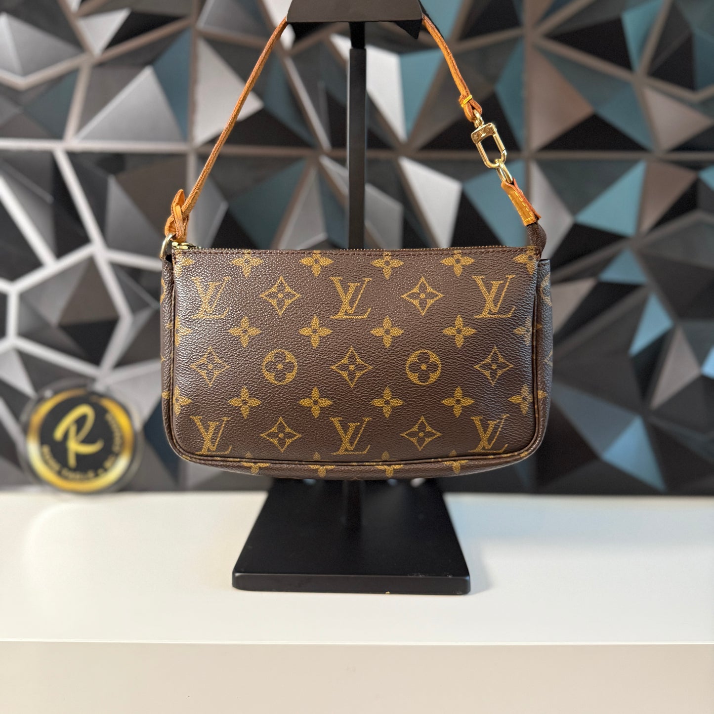 Louis Vuitton Pochette Accessoires