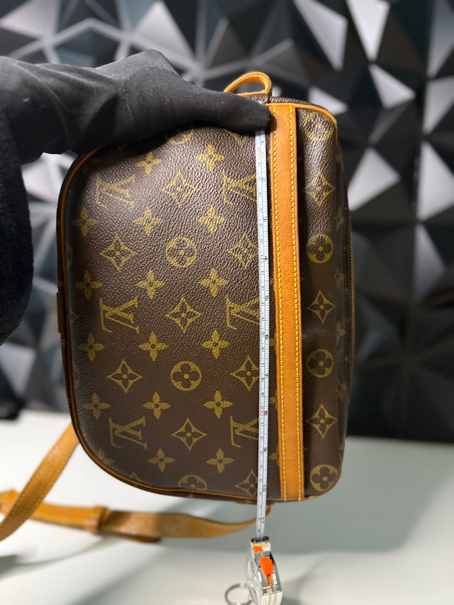 Louis Vuitton Jeune Fille