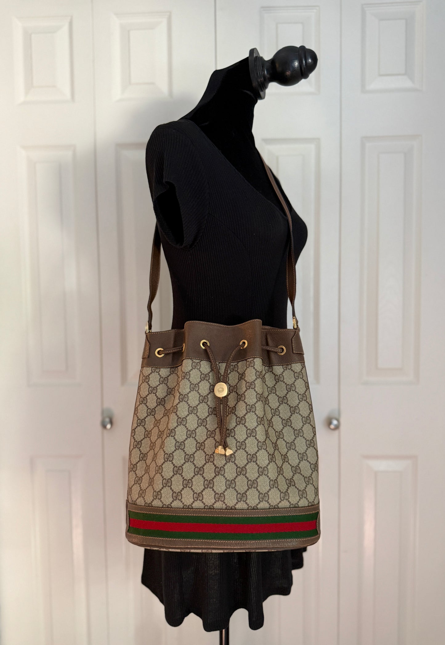 Gucci Sherry Line Bucket Bag