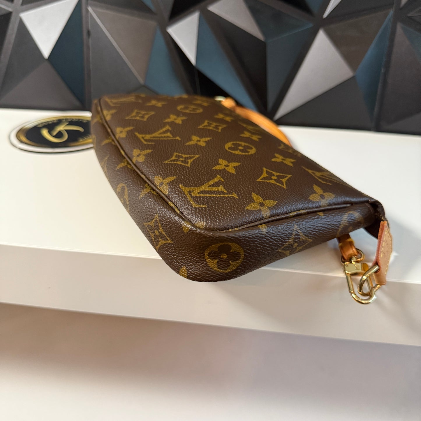 Louis Vuitton Pochette Accessoires