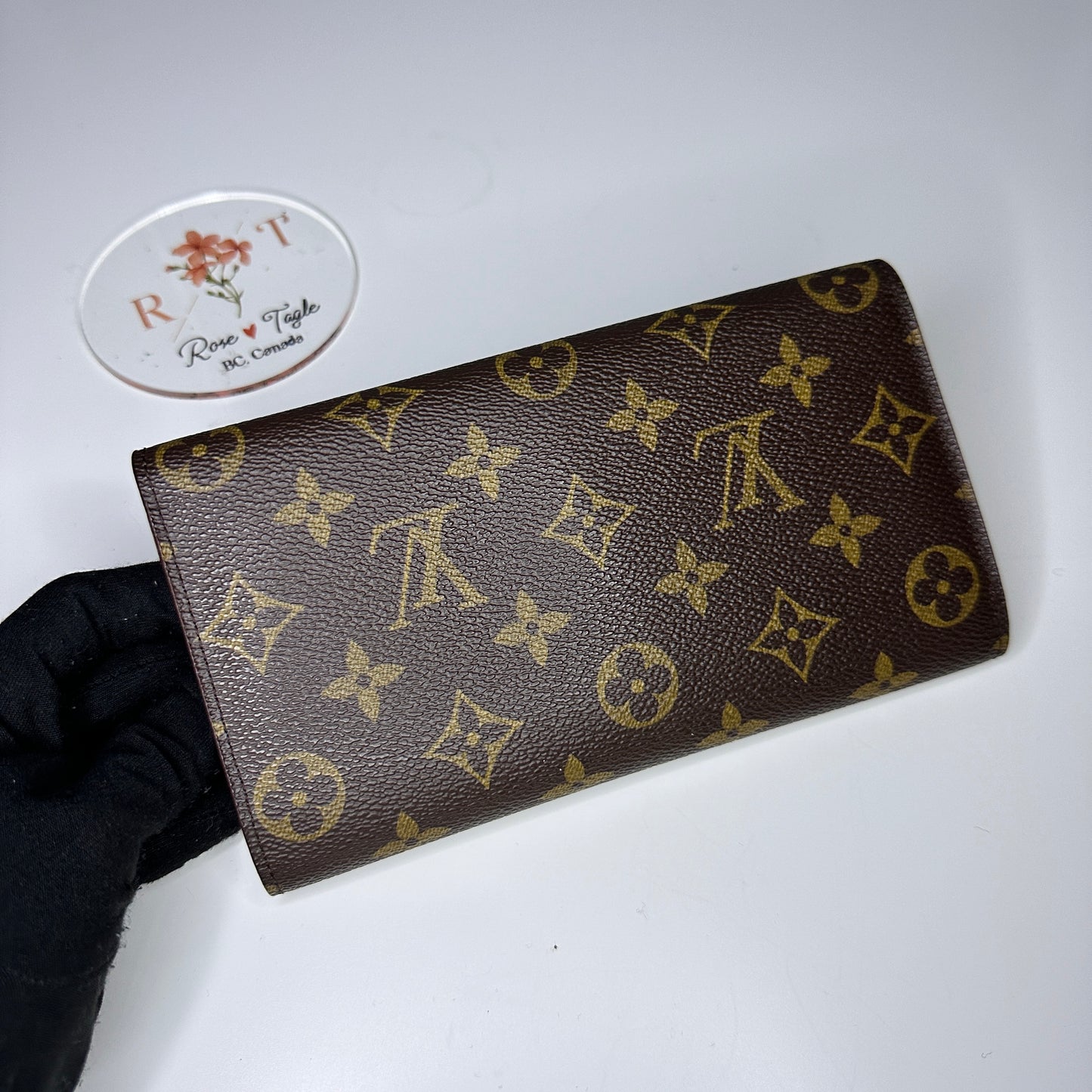 Louis Vuitton International Wallet