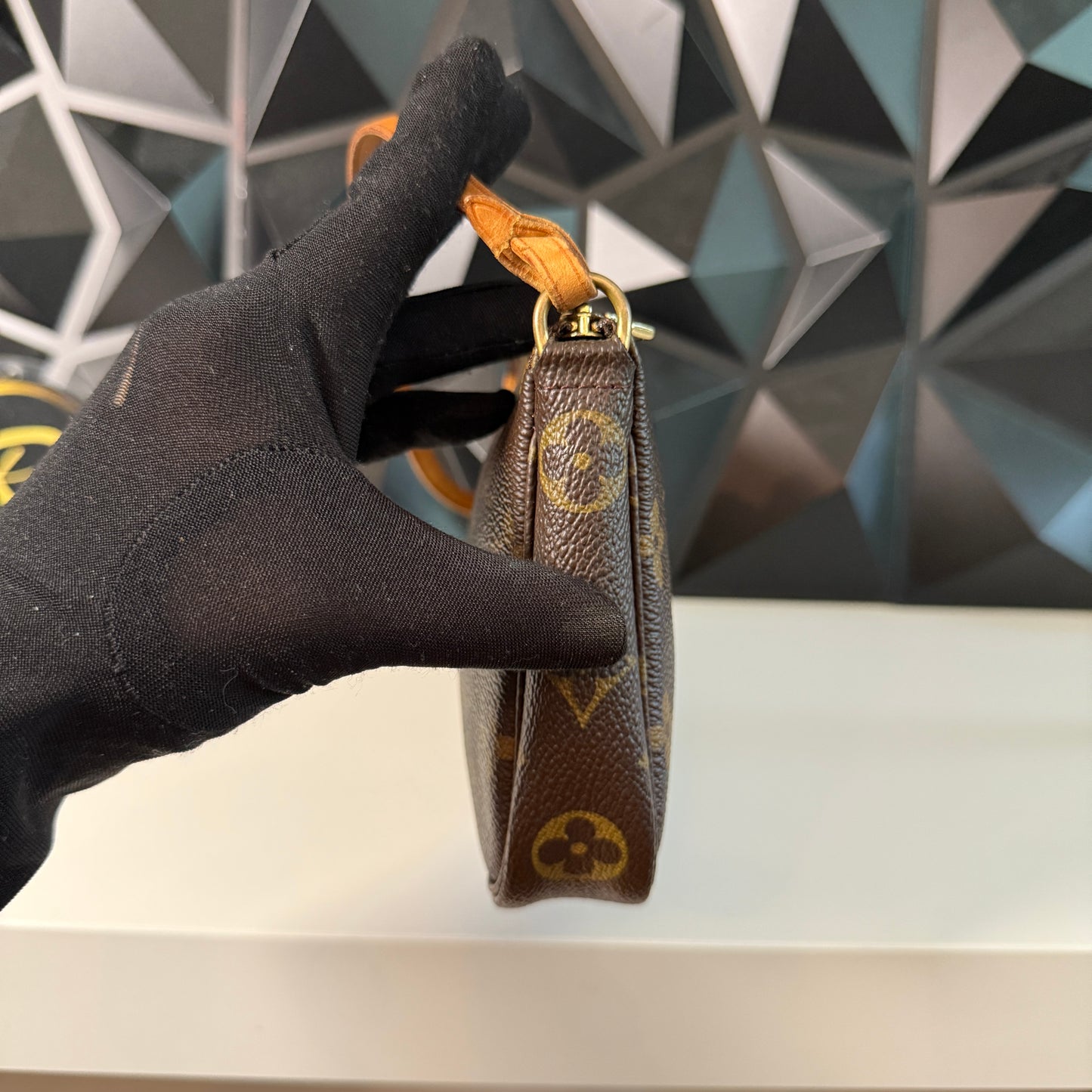 Louis Vuitton Pochette Accessoires