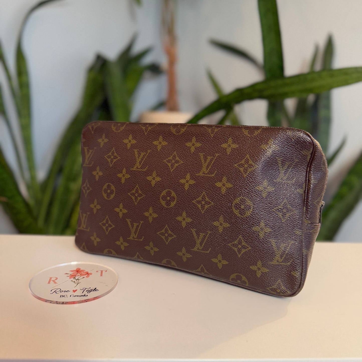 Louis Vuitton Trousse 28