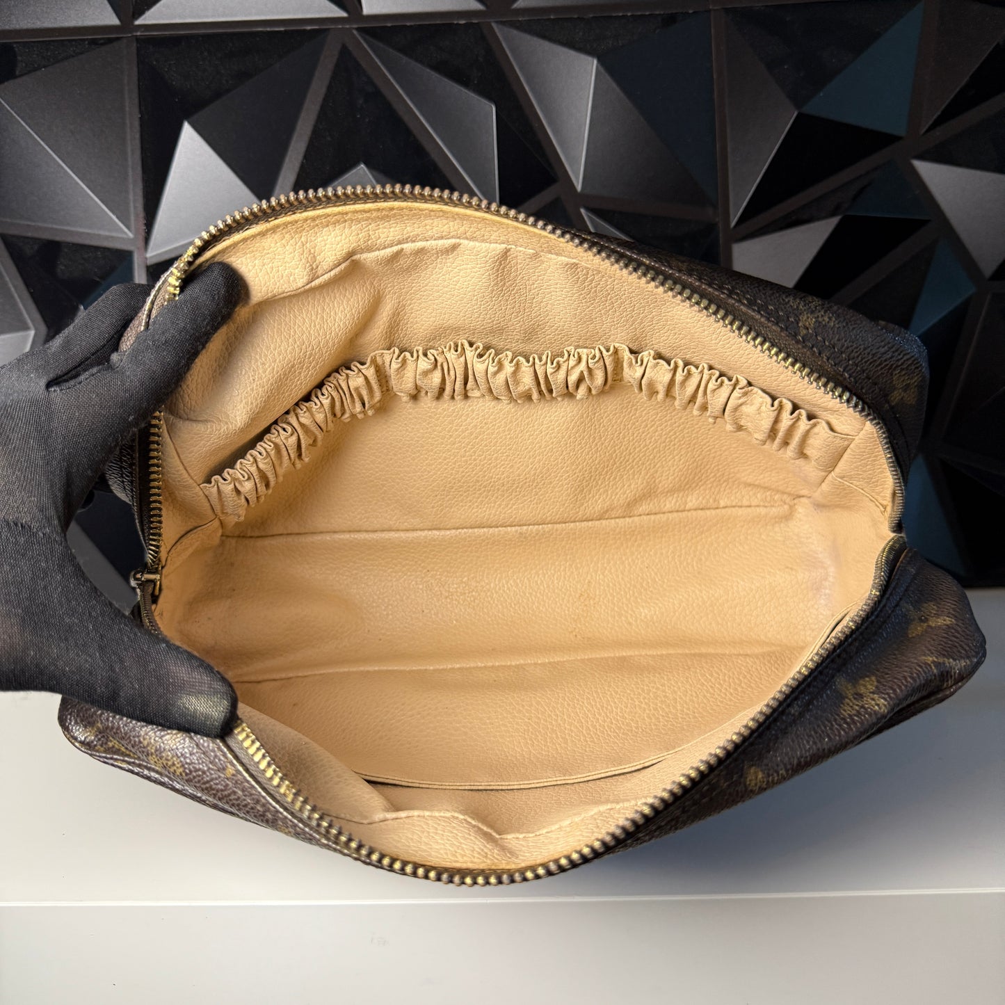 Louis Vuitton Trousse 28
