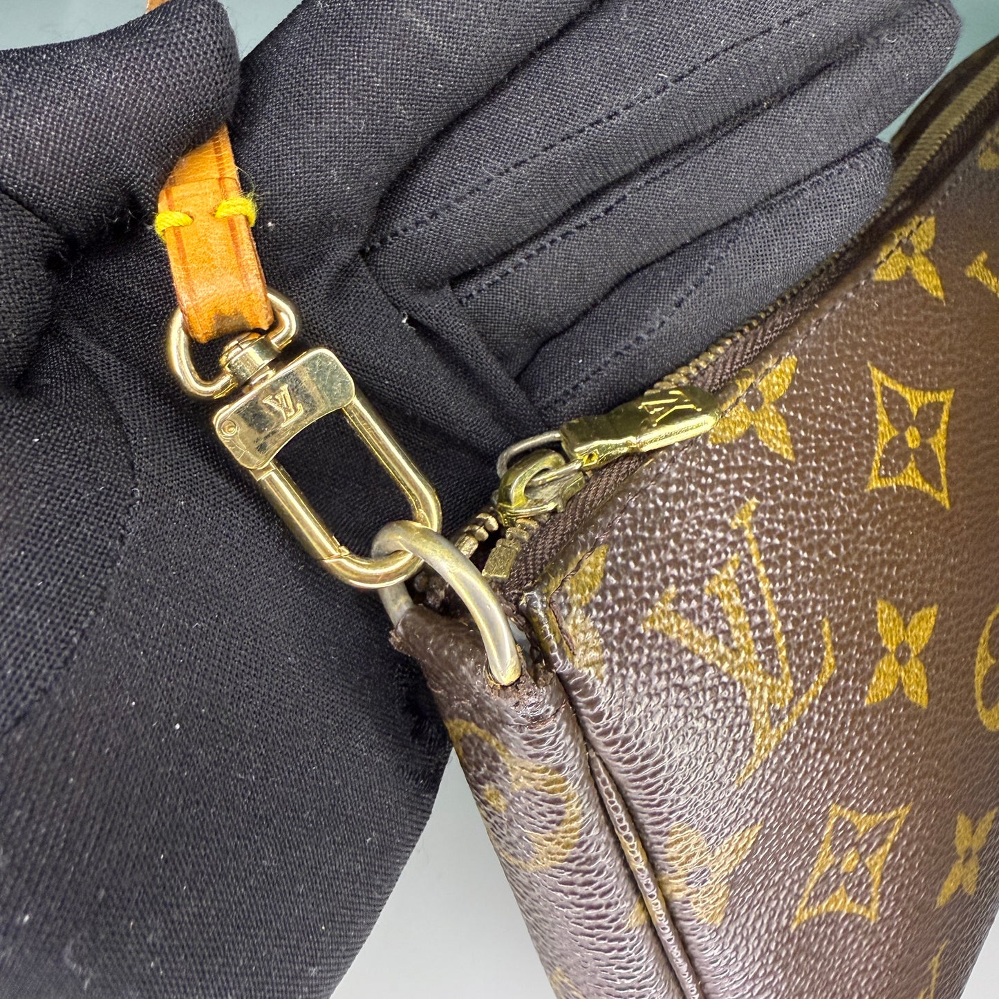Louis Vuitton Pochette Accessoires 1999