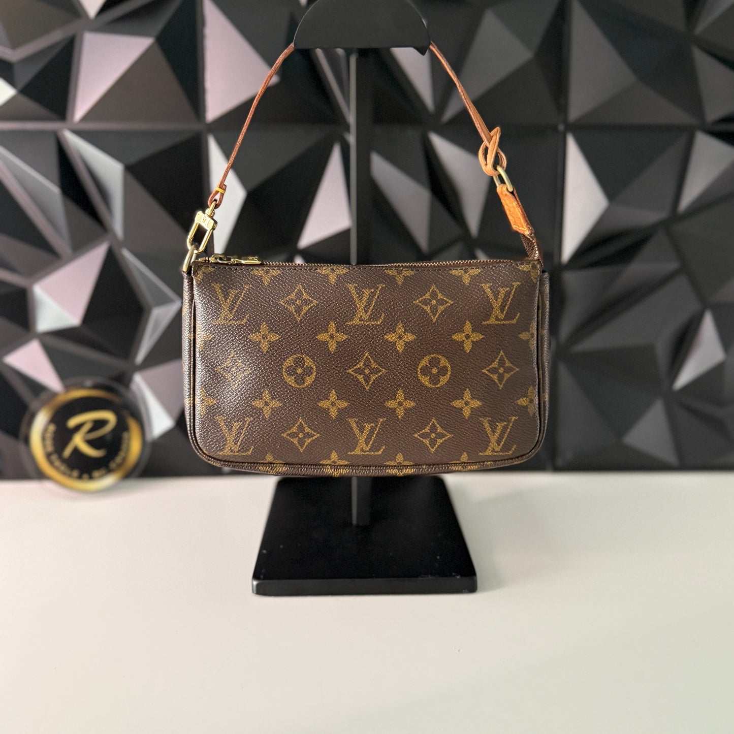 Louis Vuitton Pochette Accessoires 1999