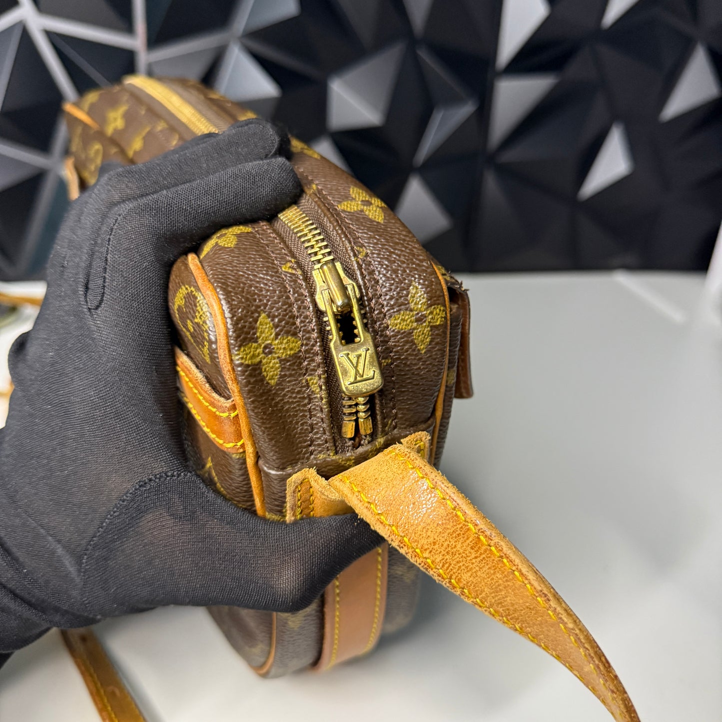 Louis Vuitton Jeune Fille