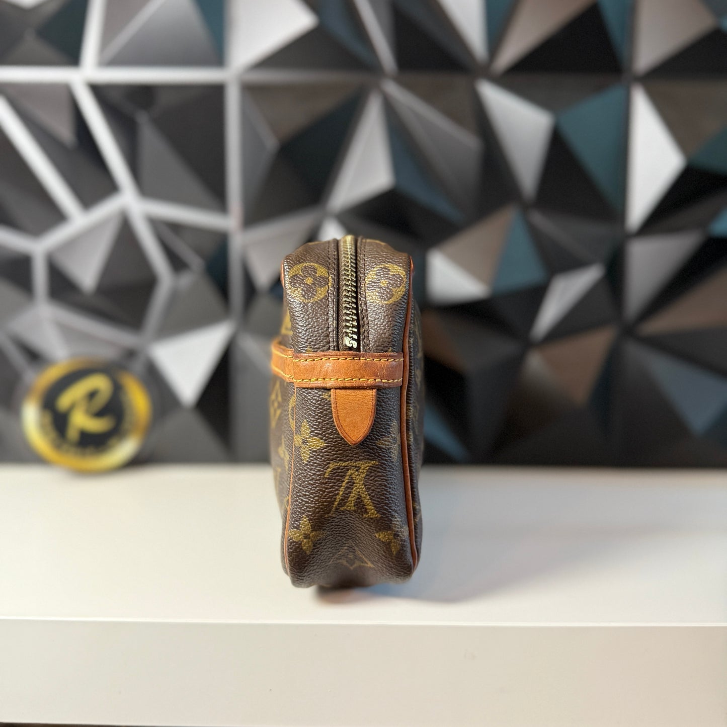 Louis Vuitton Compiegne 23