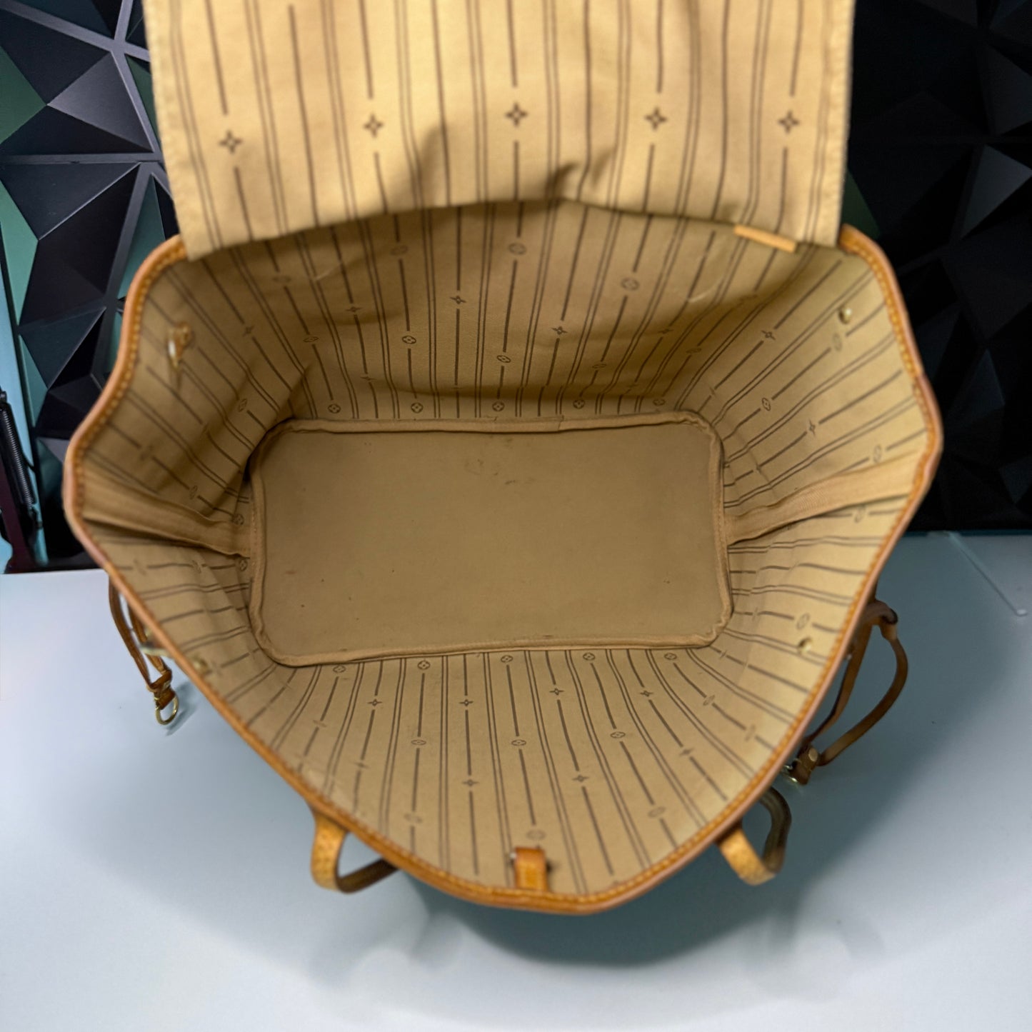 Louis Vuitton Neverfull MM
