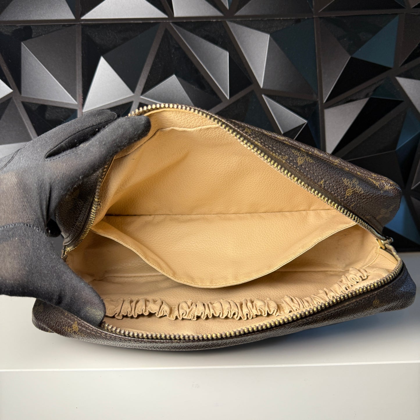Louis Vuitton Trousse 28