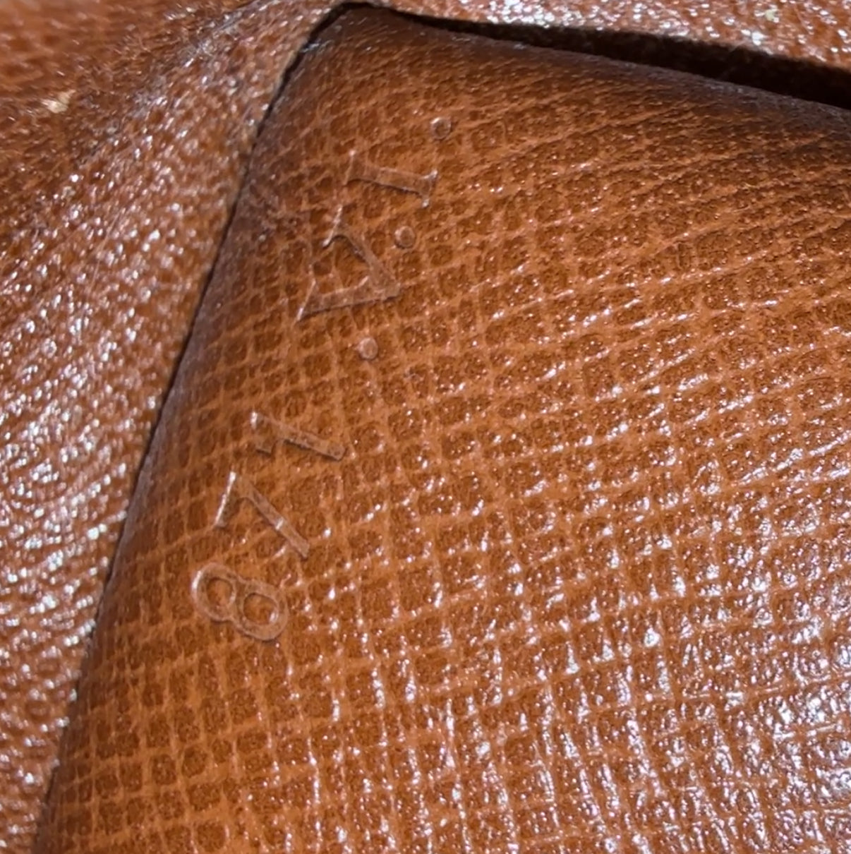 Louis Vuitton Jeune Fille