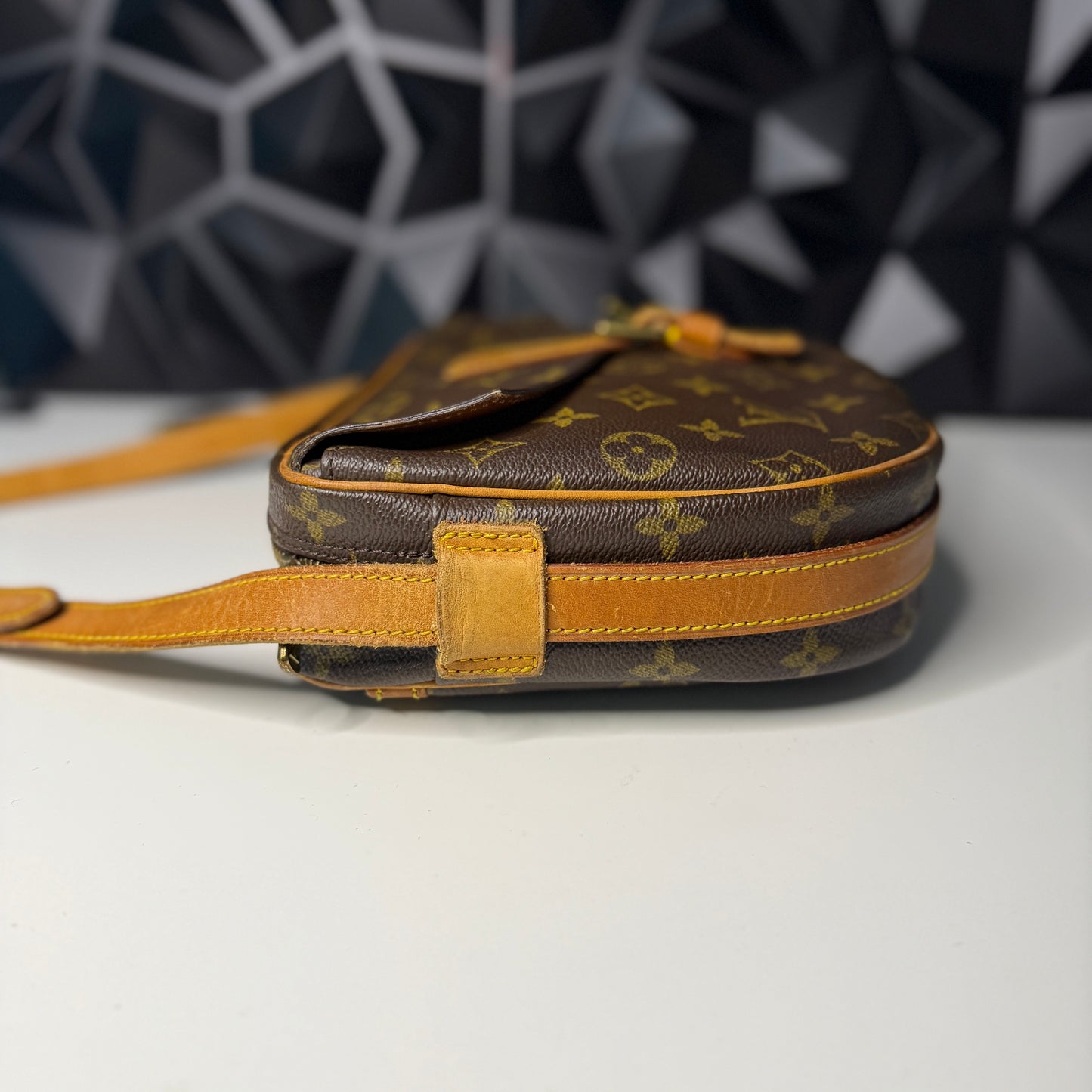 Louis Vuitton Jeune Fille