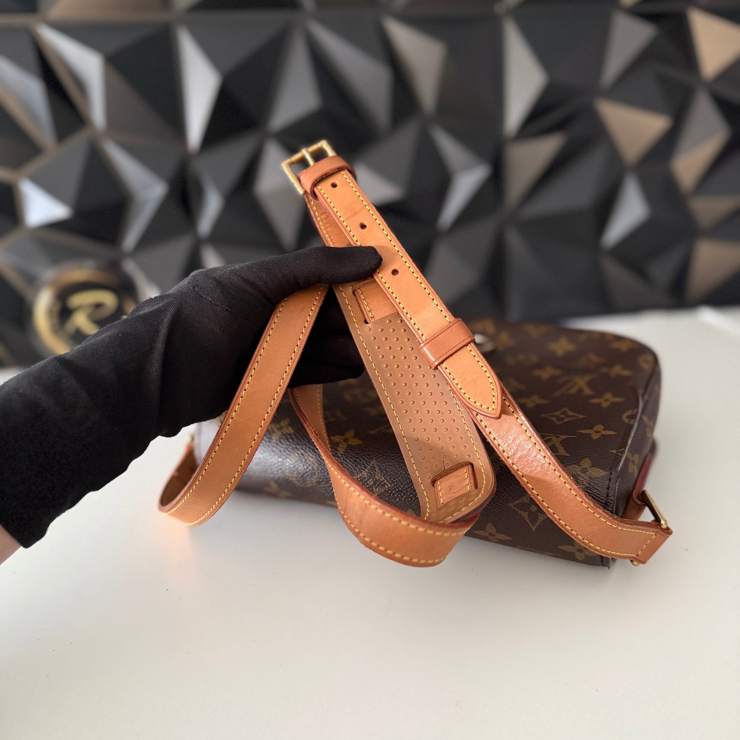 Louis Vuitton Saint Cloud GM