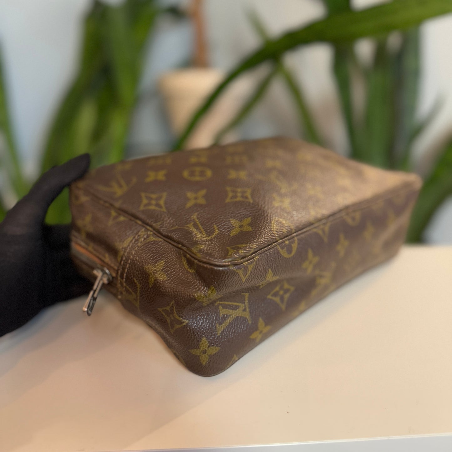Louis Vuitton Trousse 28