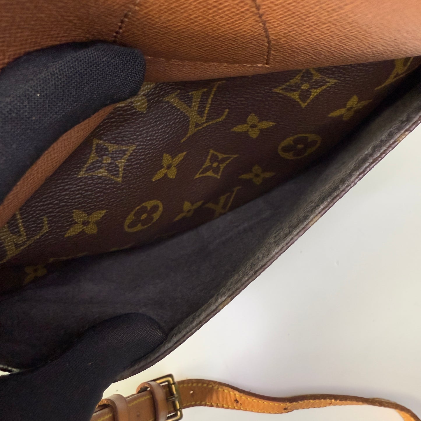 Louis Vuitton Jeune Fille MM