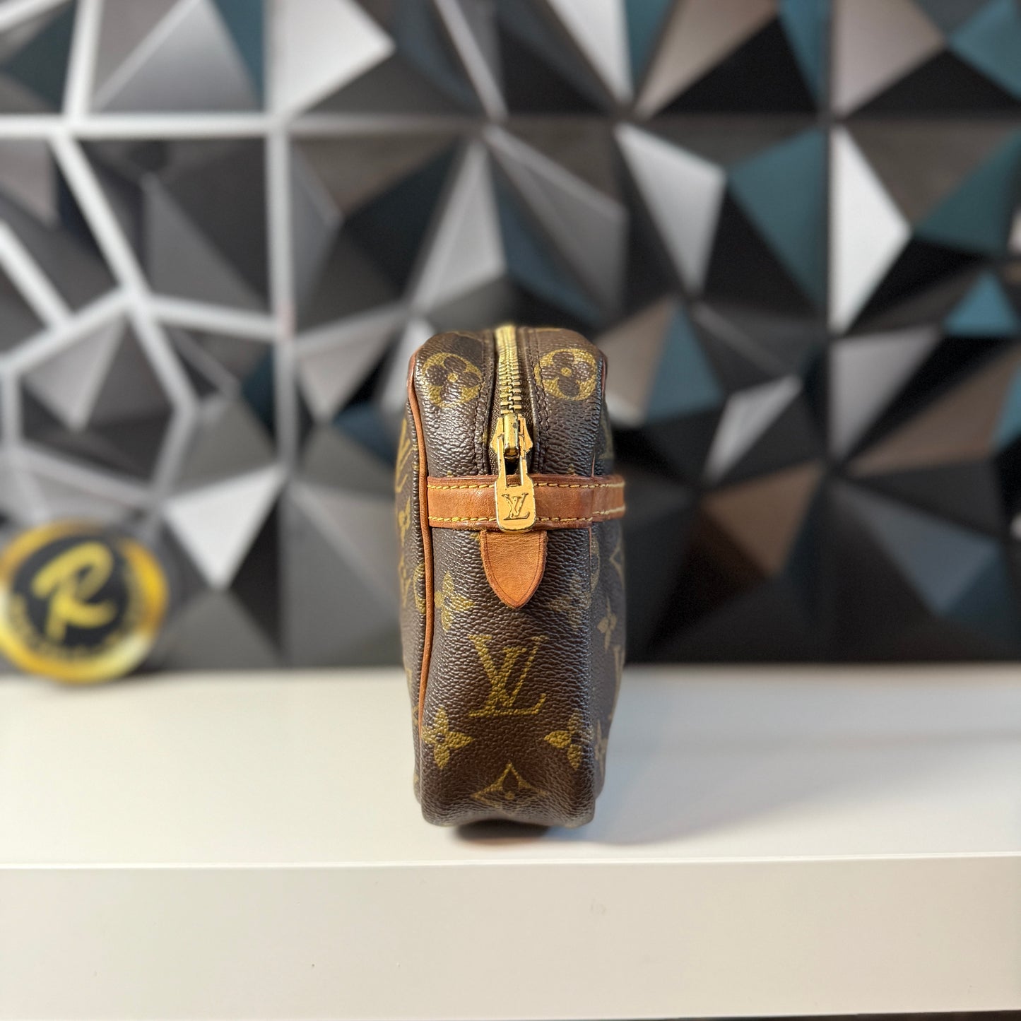 Louis Vuitton Compiegne 23