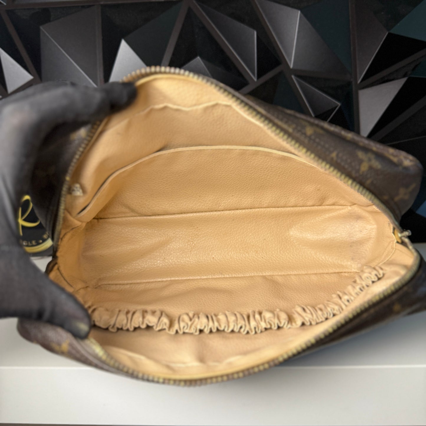 Louis Vuitton Trousse 28