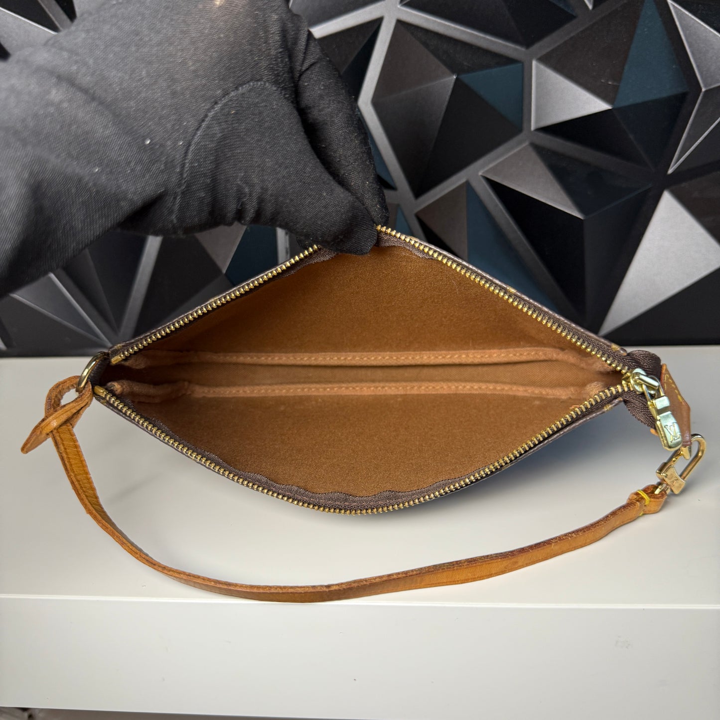 Louis Vuitton Pochette Accessoires