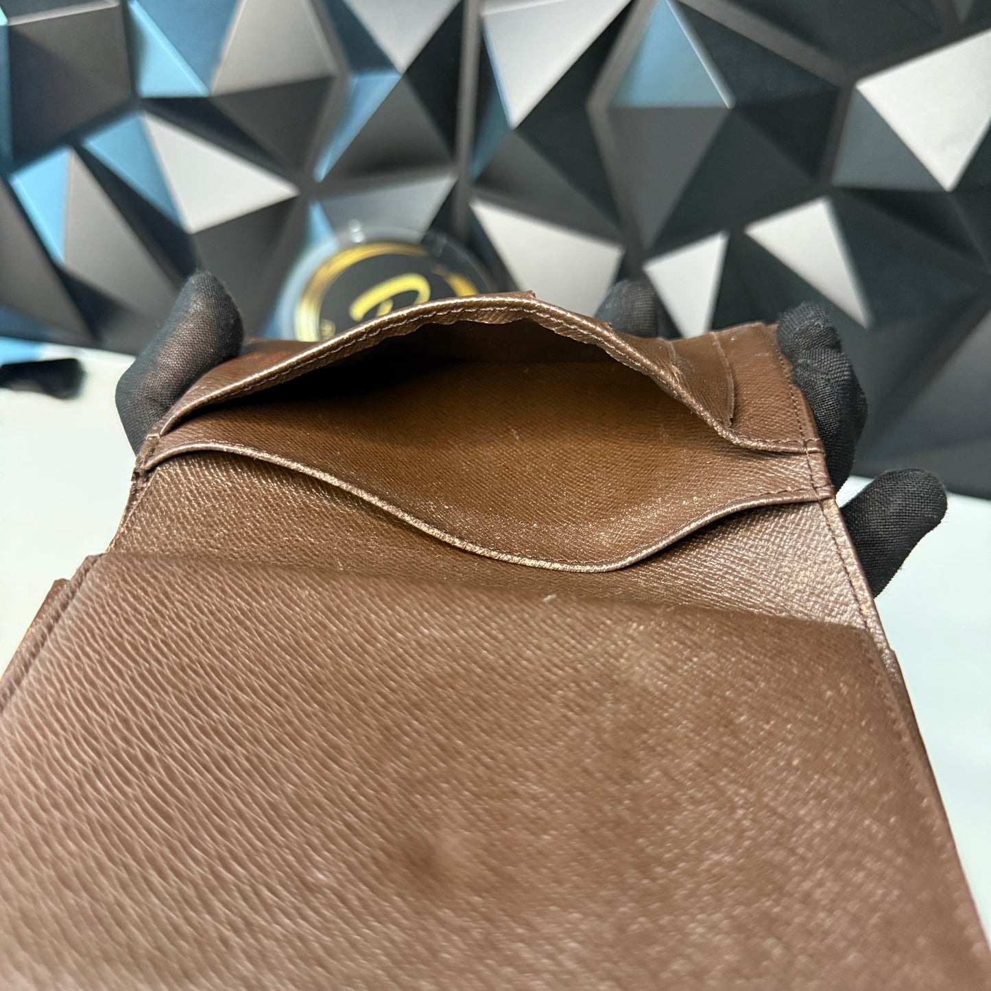 Louis Vuitton Damier Ebene Kisslock Wallet