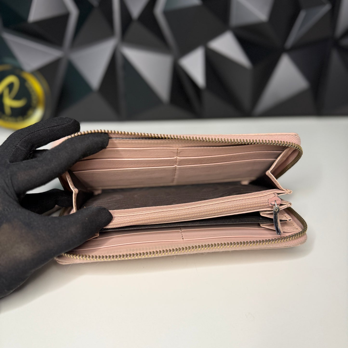 Gucci Marmont Zippy Long Wallet