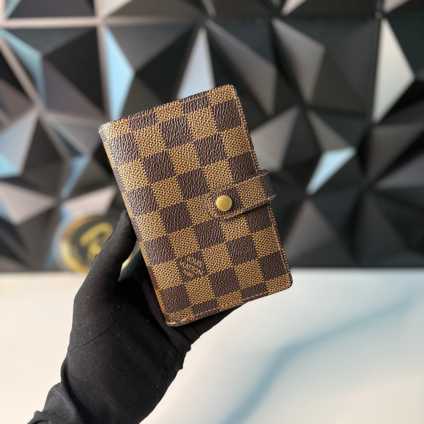 Louis Vuitton Damier Ebene Kisslock Wallet