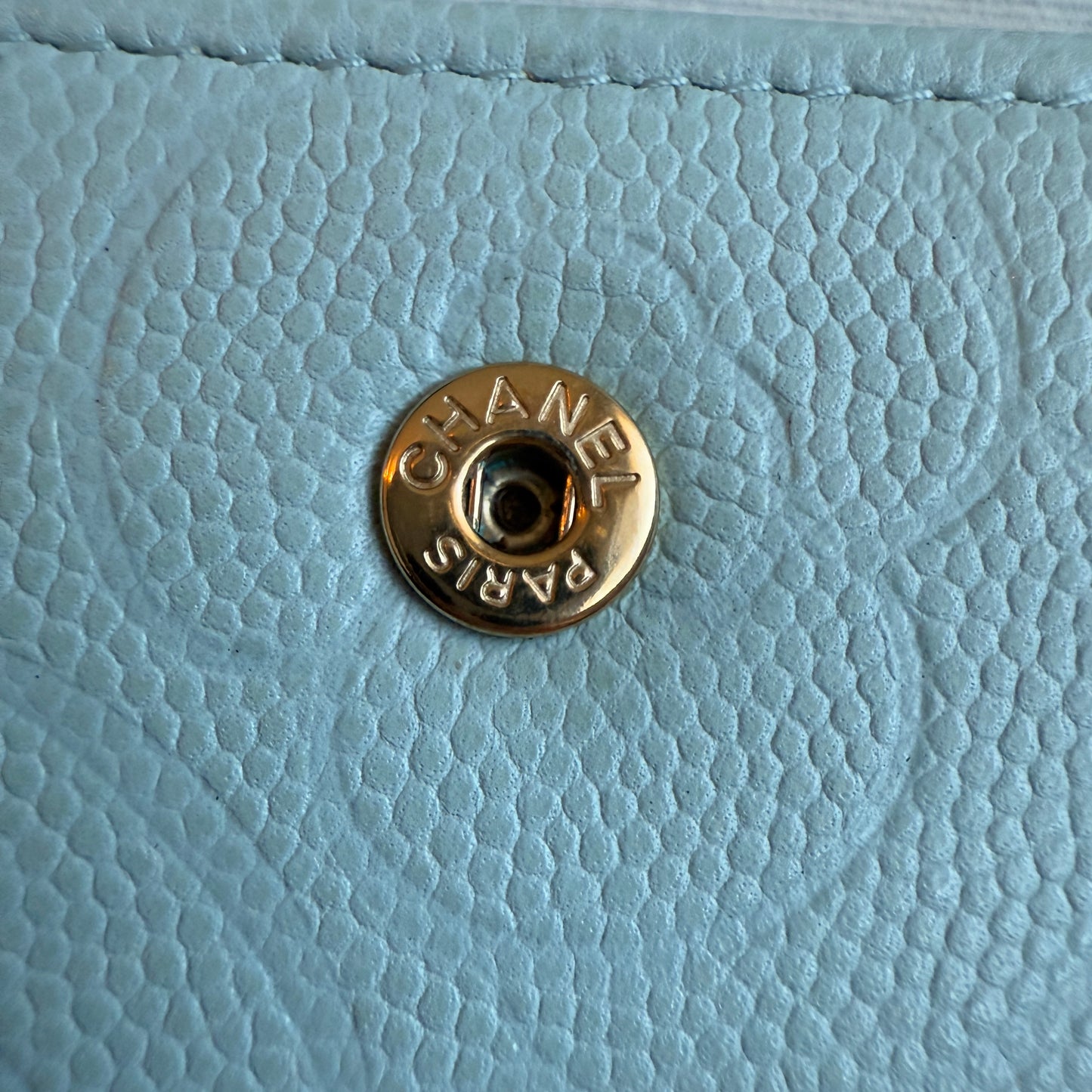 Chanel Camellia Key Cles
