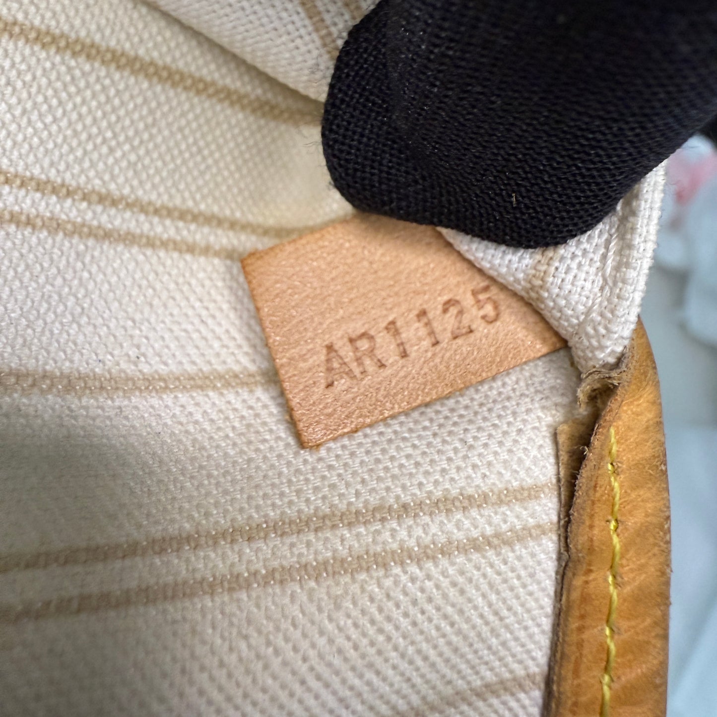 Louis Vuitton Neverfull MM, Damier Azur