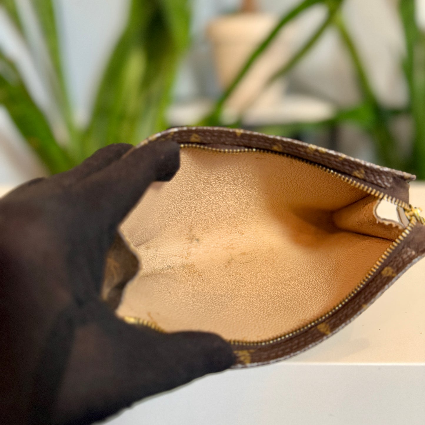 Louis Vuitton Bucket PM Pouch