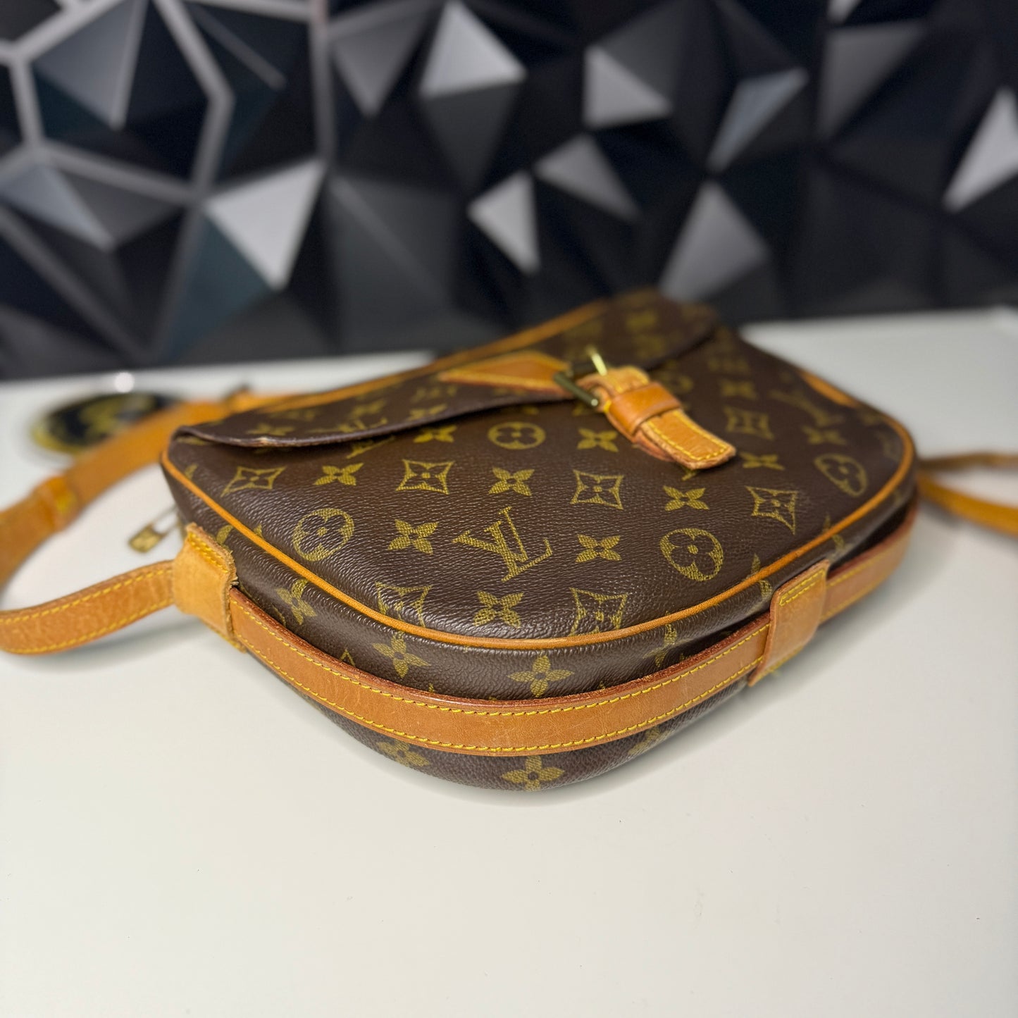 Louis Vuitton Jeune Fille