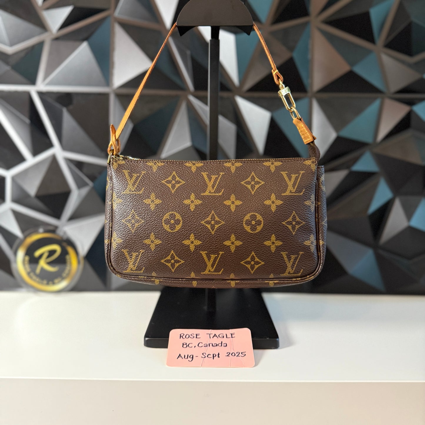 Louis Vuitton Pochette Accessoires