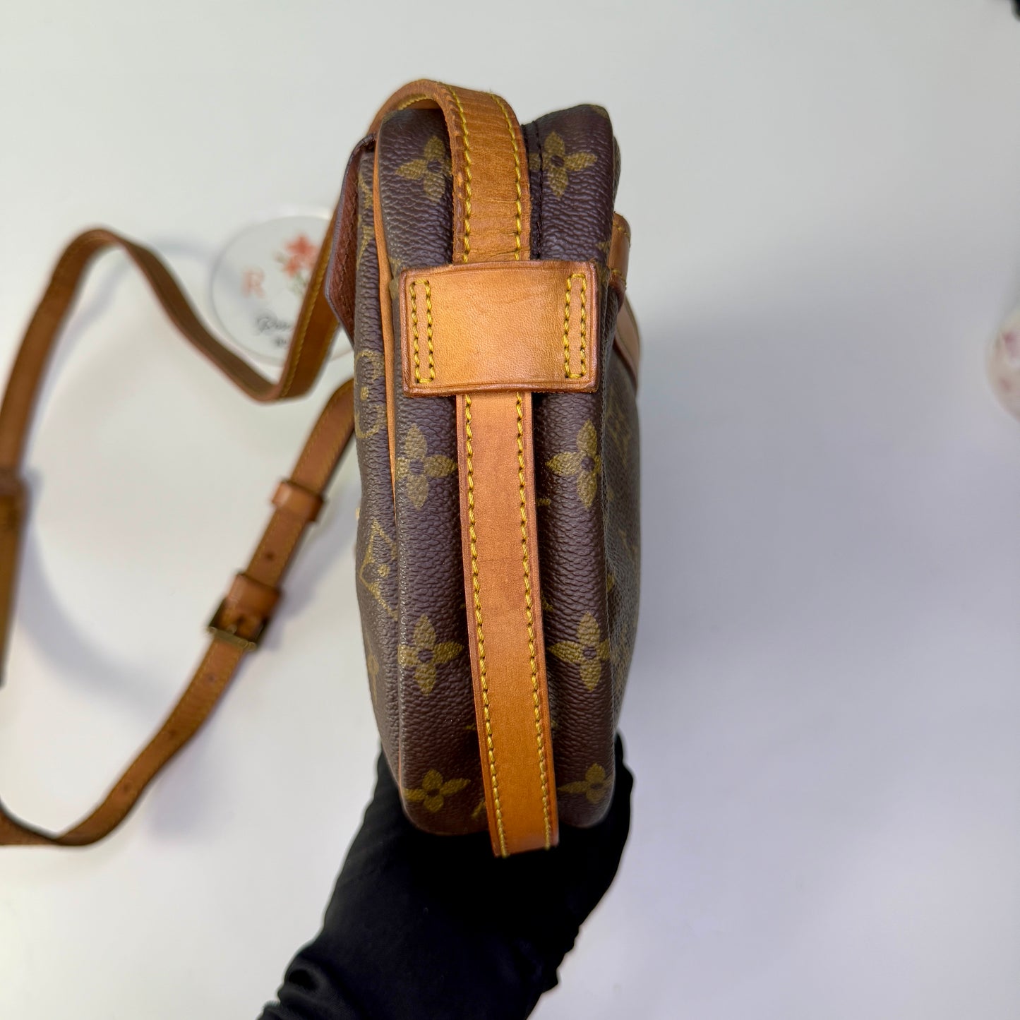 Louis Vuitton Jeune Fille MM
