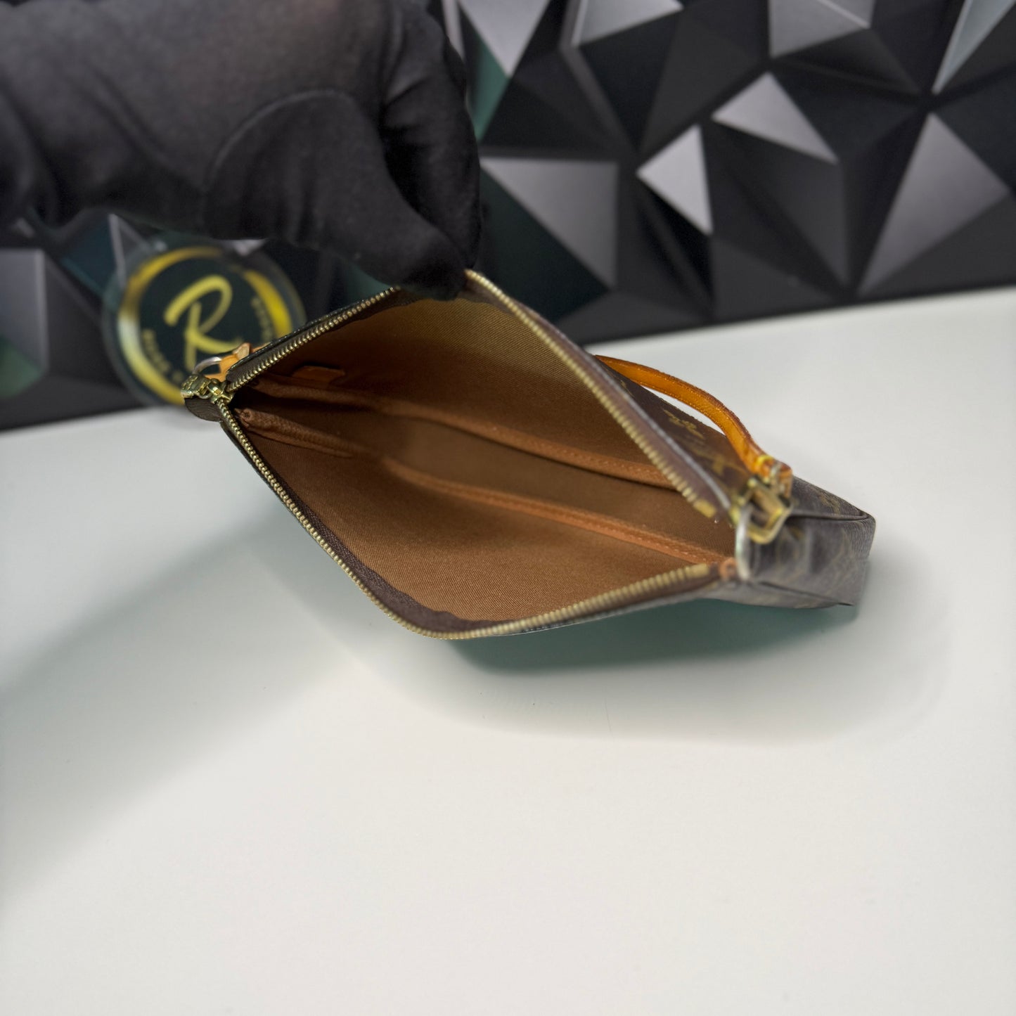 Louis Vuitton Pochette Accessoires