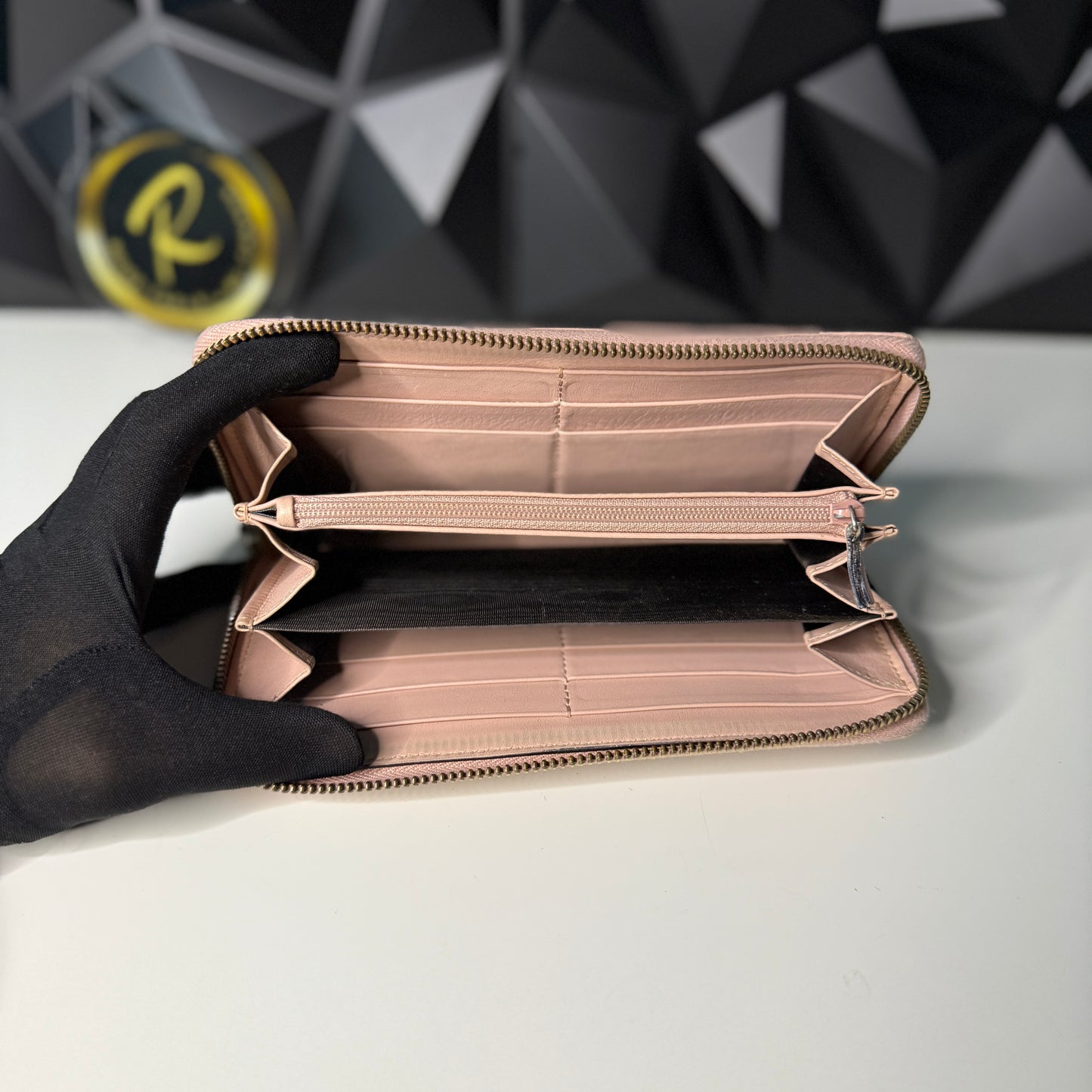 Gucci Marmont Zippy Long Wallet