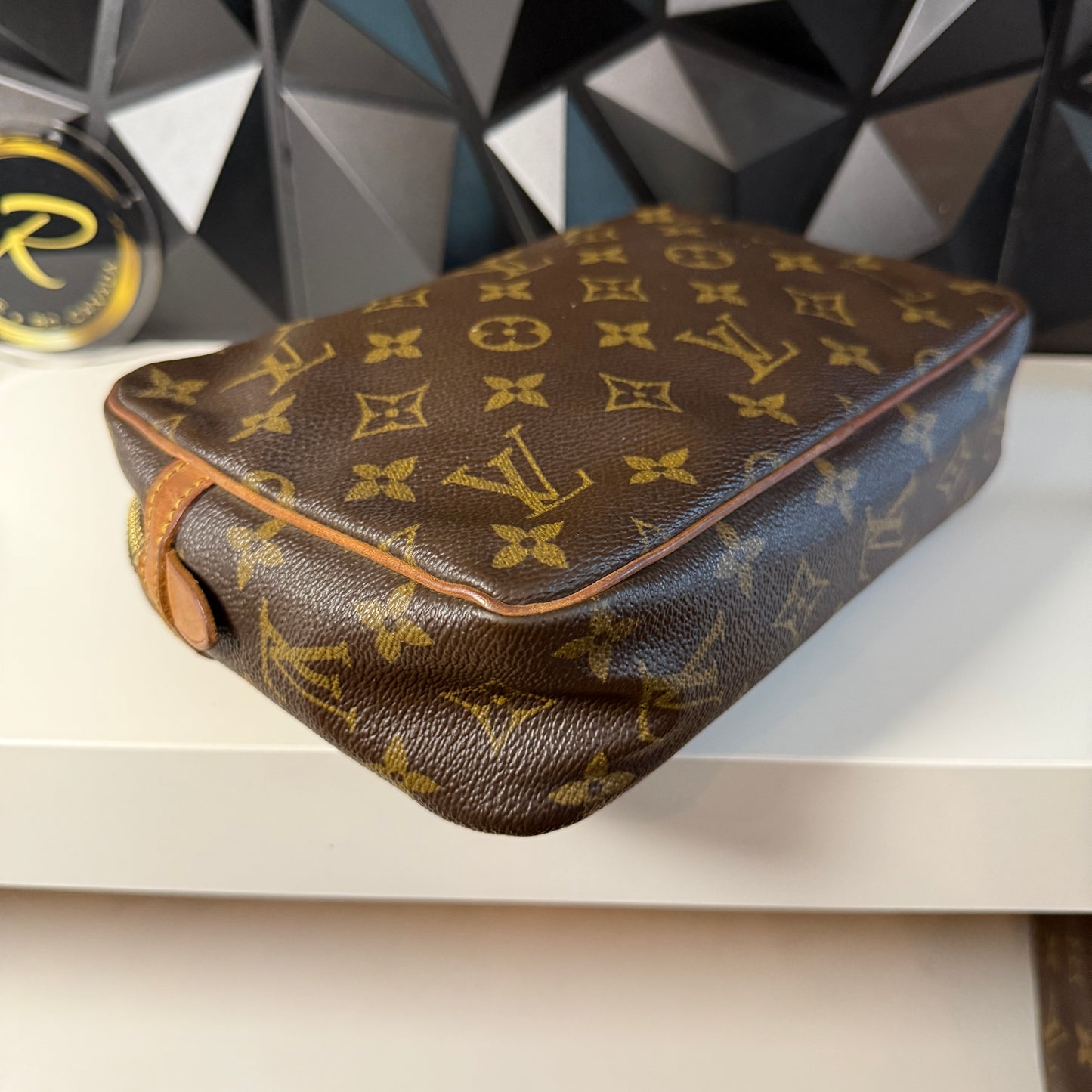 Louis Vuitton Compiegne 23