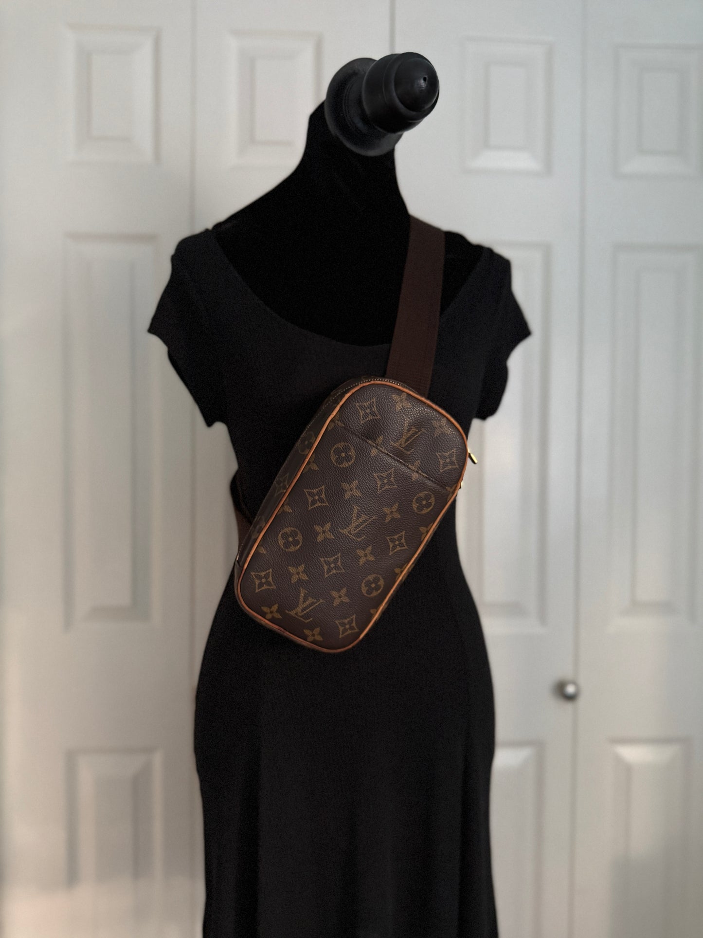 Louis Vuitton Gange Bumbag / Beltbag