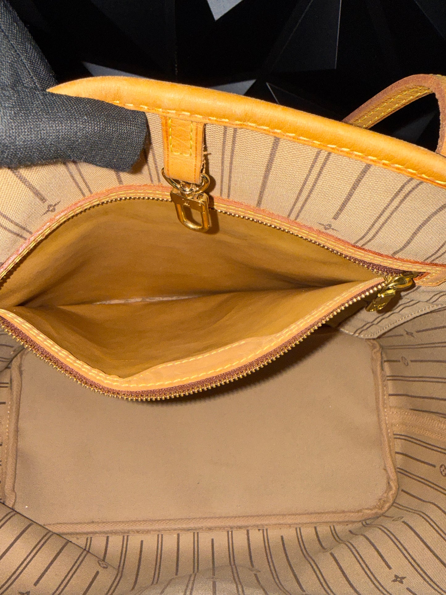 Louis Vuitton Neverfull MM