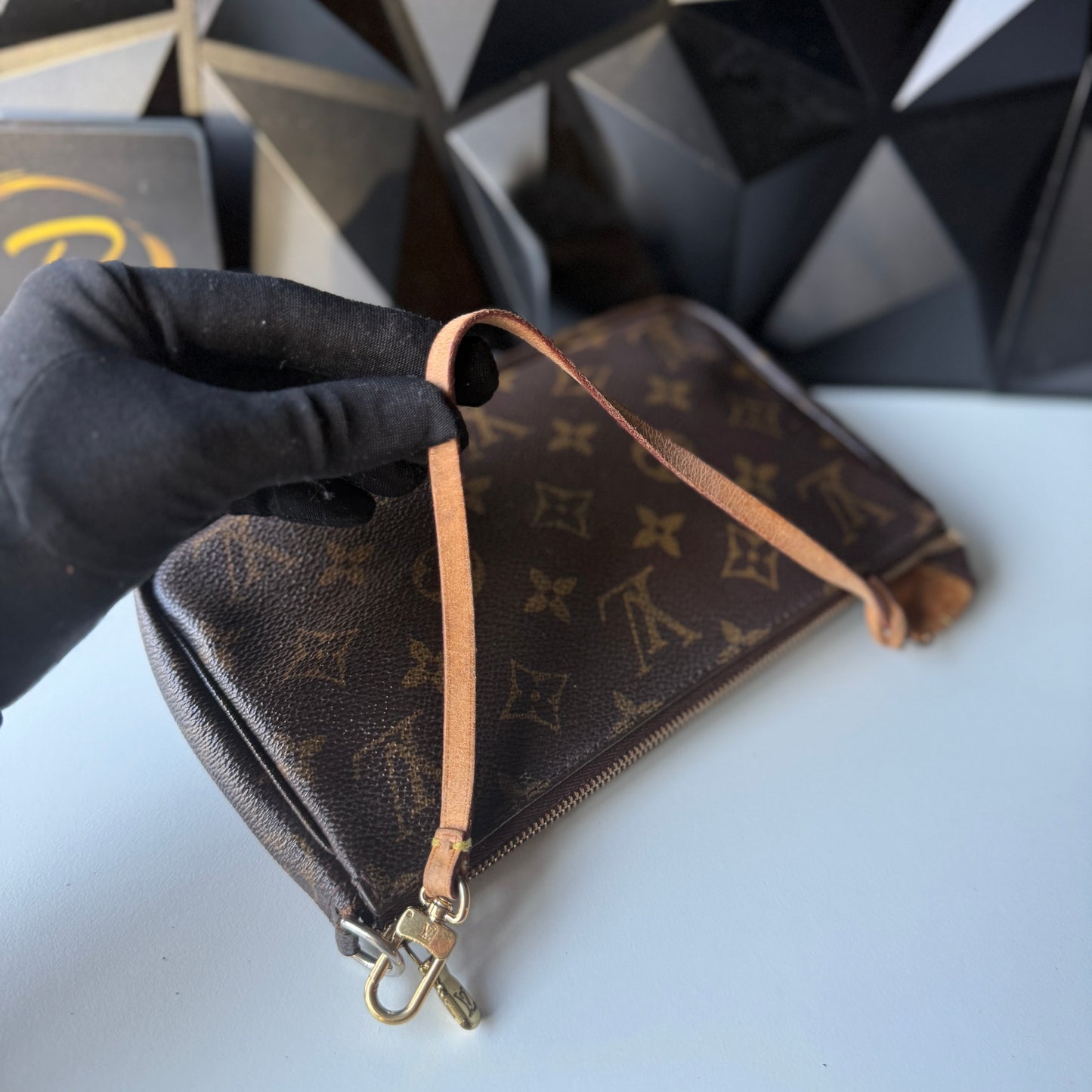 Louis Vuitton Pochette Accessoires