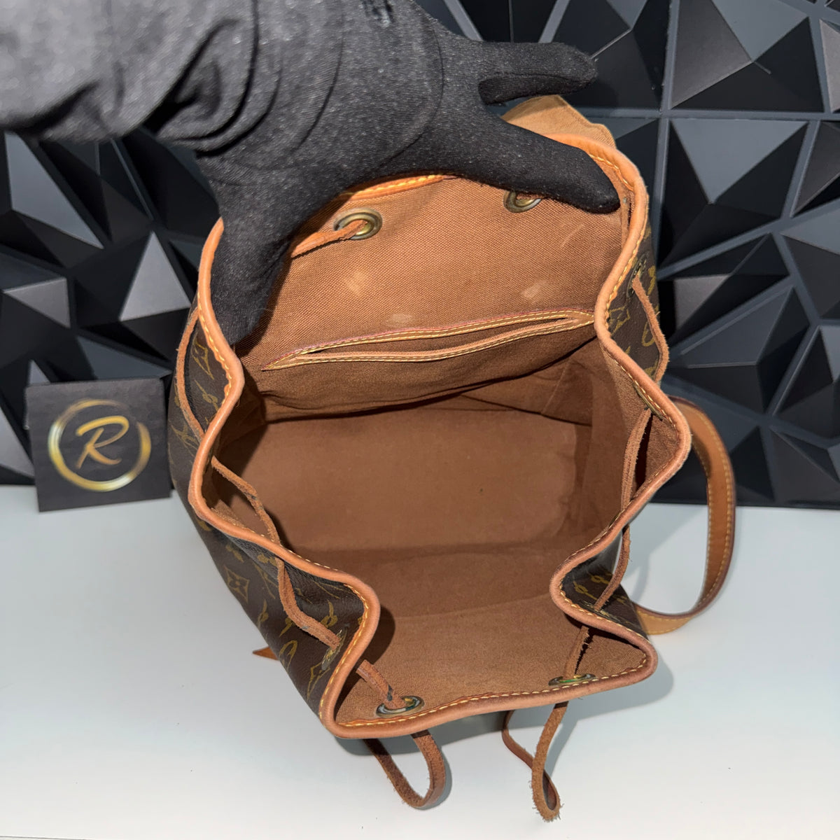 Louis Vuitton Montsouris MM