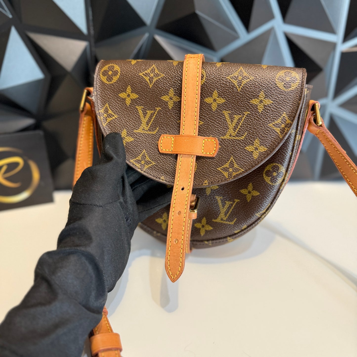 Louis Vuitton Chantilly PM