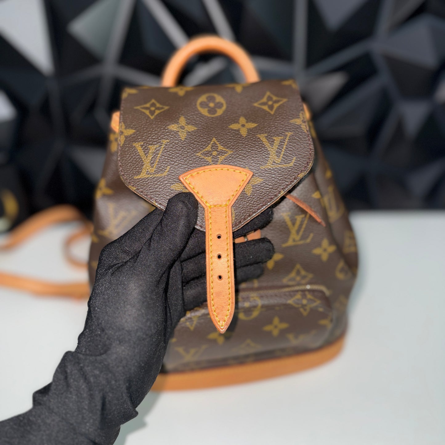 Louis Vuitton Montsouris Mini