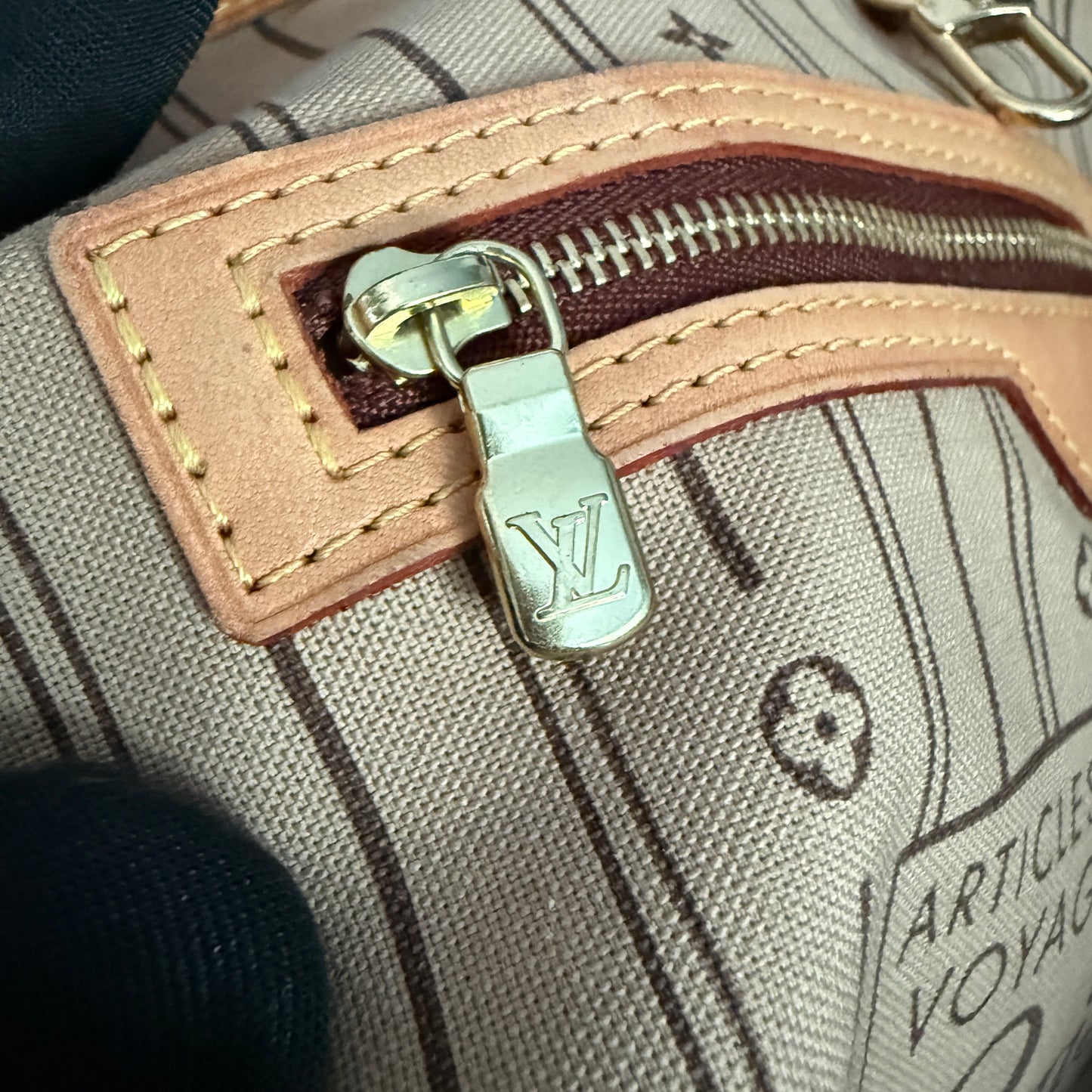 Louis Vuitton Neverfull MM