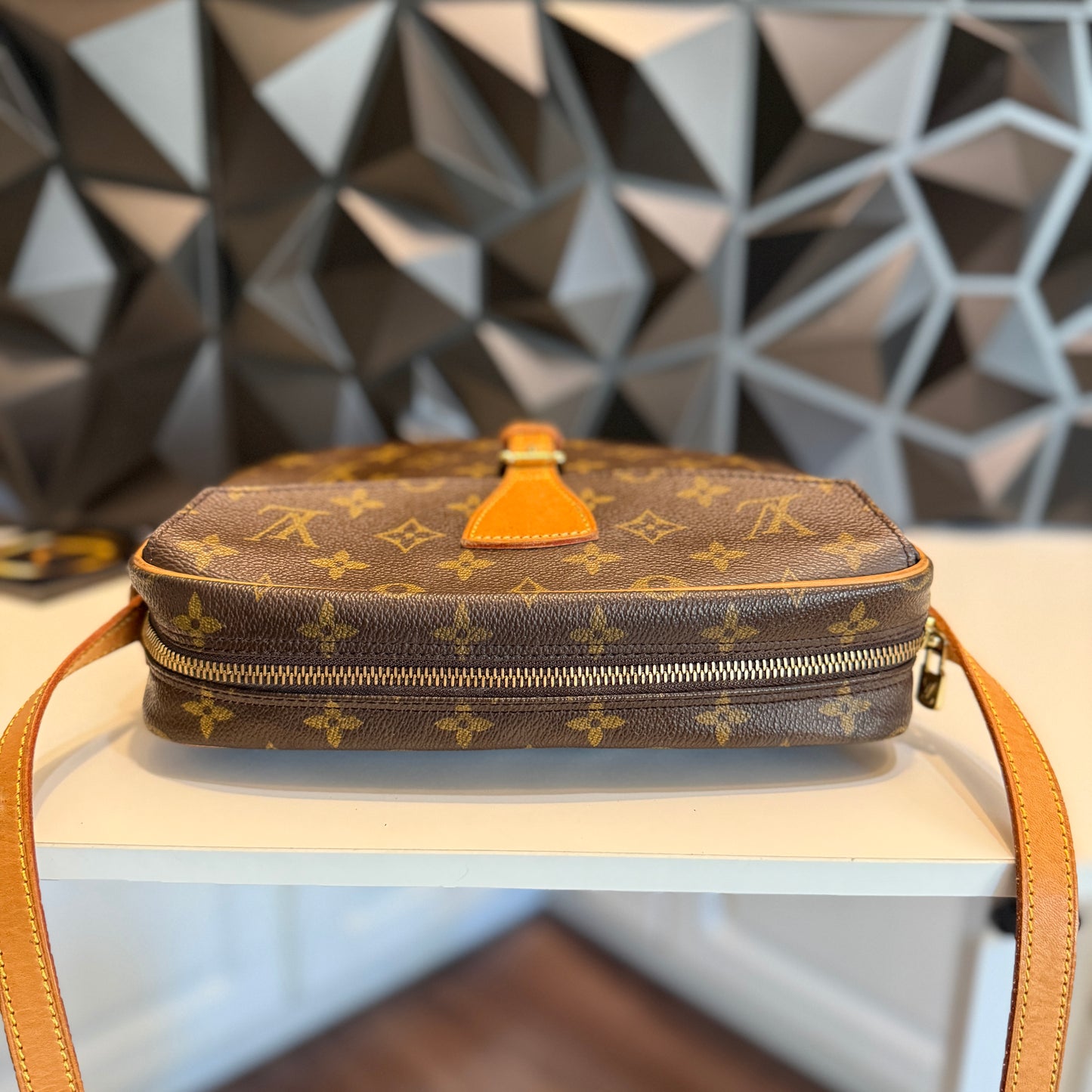 Louis Vuitton Jeune Fille MM TH0914