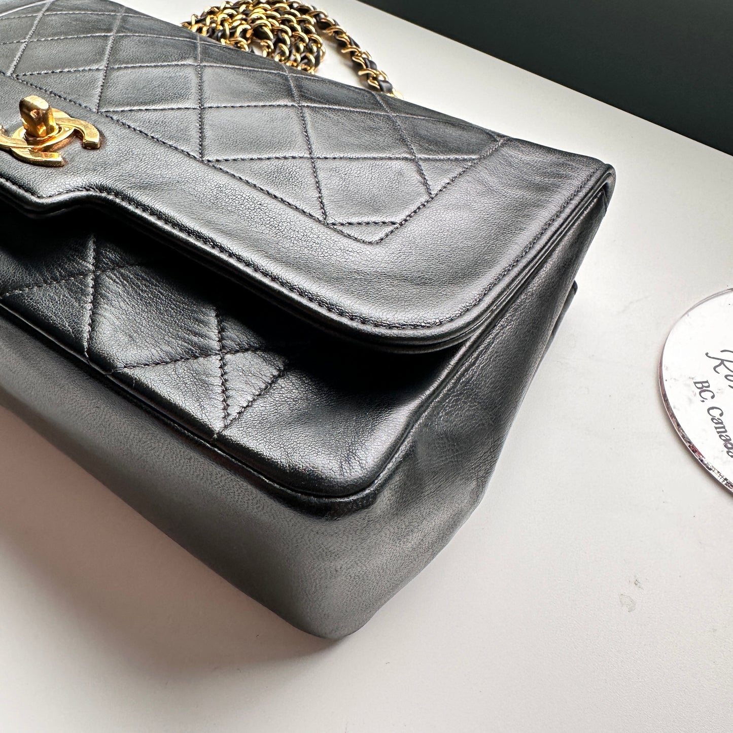 Chanel Vintage Diana – Lambskin, Medium Black 24K GHW
