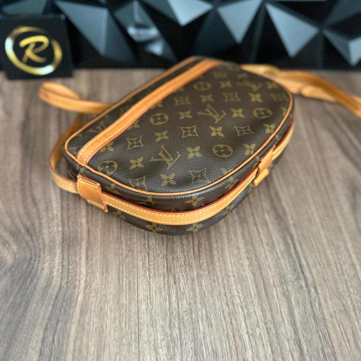 Louis Vuitton Jeune Fille MM